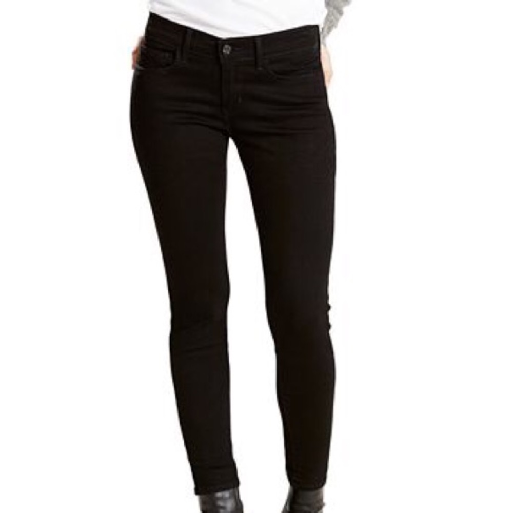 Levi’s 710 Super Skinny